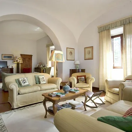 빌라 Di Montegemoli By Salogi